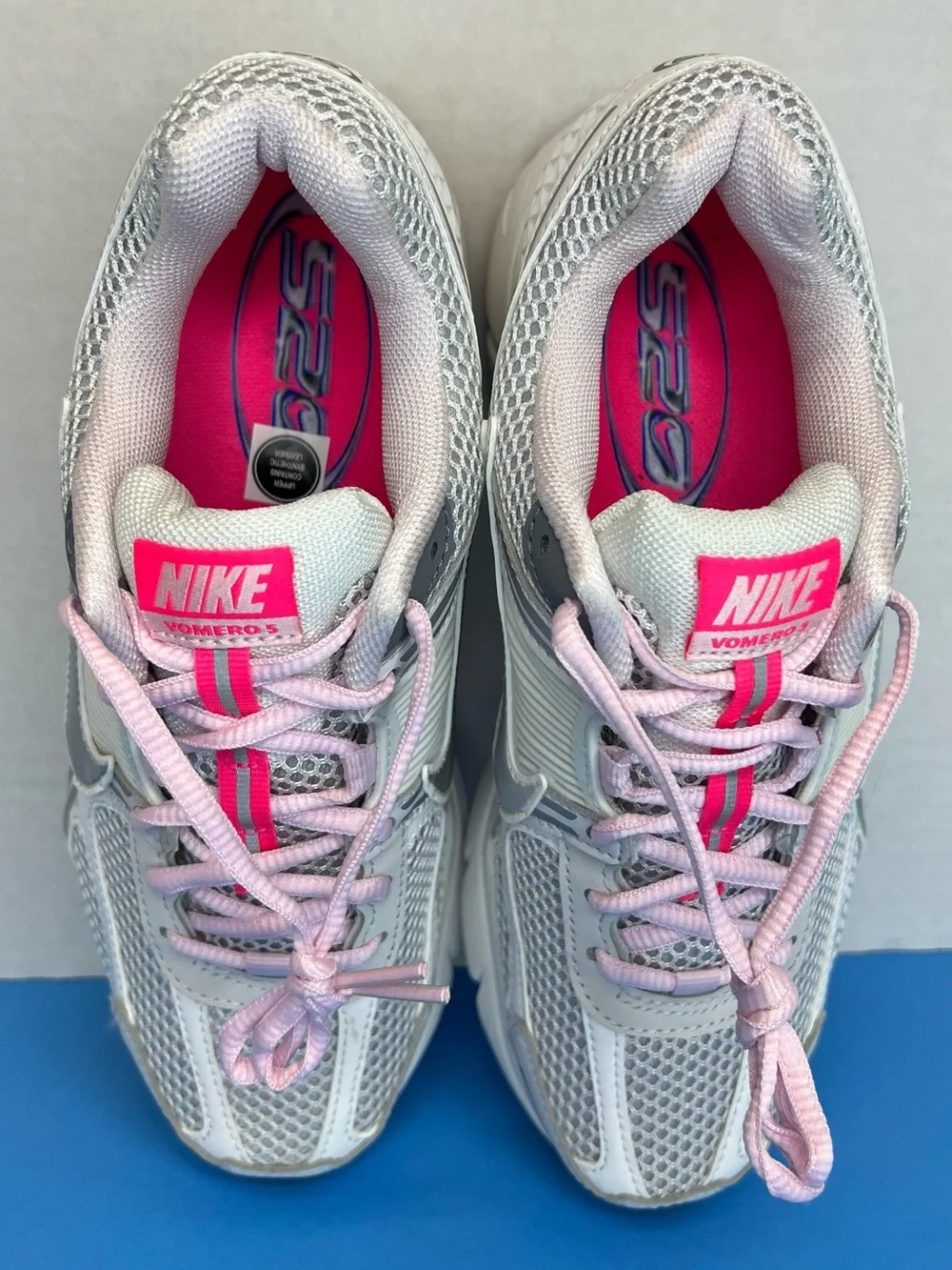 Nike Vomero 5 “520” Pack Womens Sz 8 FN3695-001 New without Box - Photon Dust - Picture 10 of 15